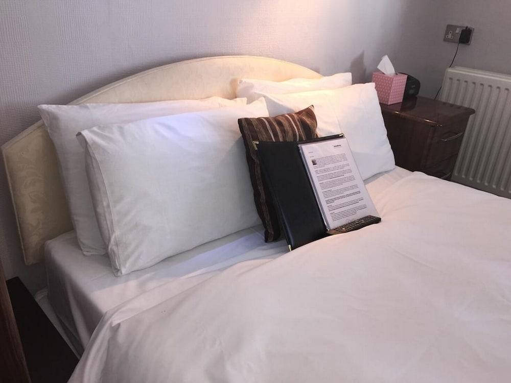 Bed and Breakfast The Mowbray Истбурн Экстерьер фото